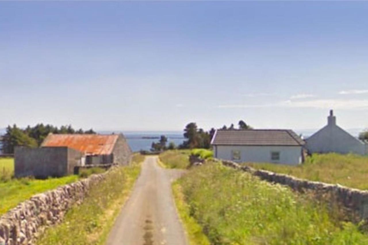 Quaint And Quirky Former Crofters Cottage In Port Ellen Exterior photo