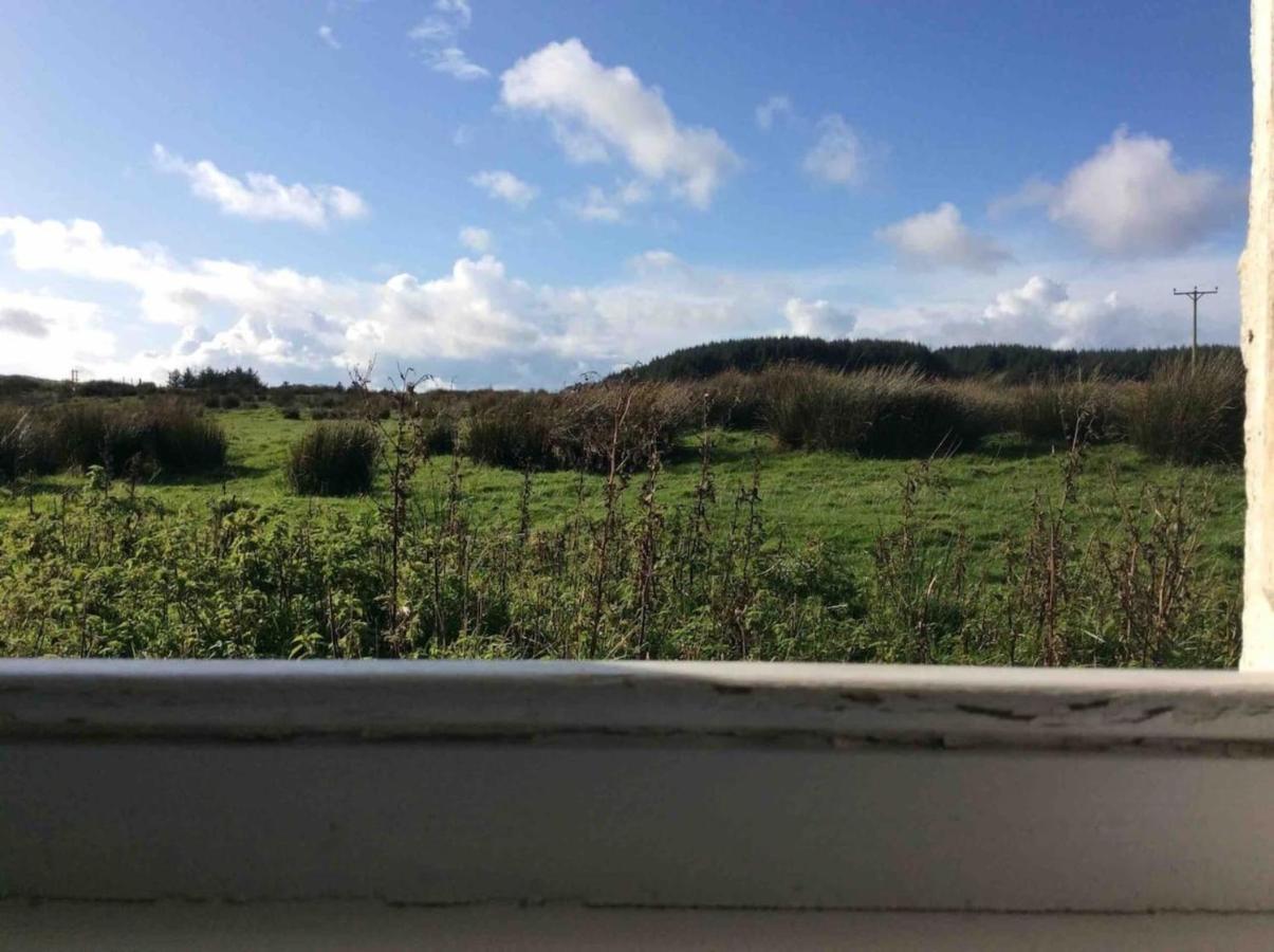 Quaint And Quirky Former Crofters Cottage In Port Ellen Exterior photo