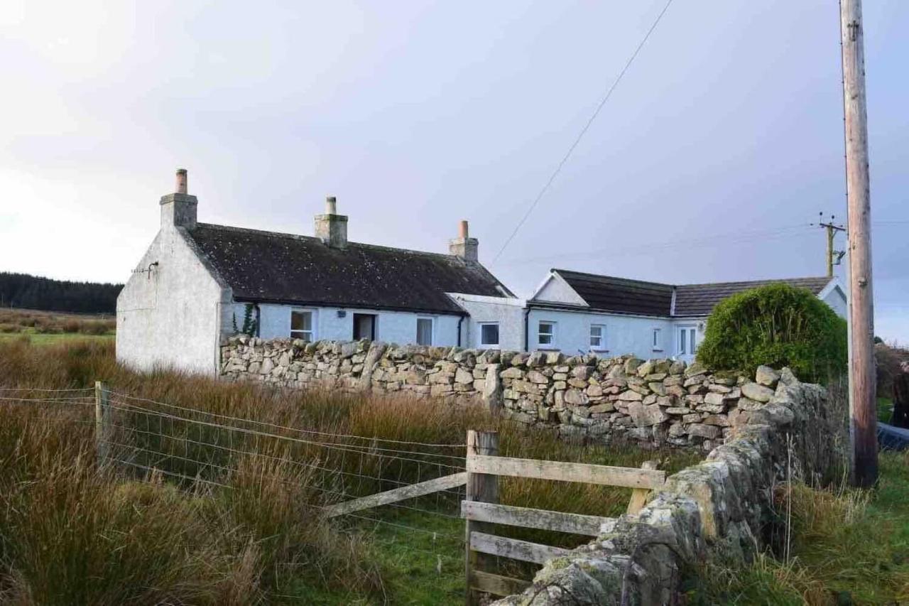 Quaint And Quirky Former Crofters Cottage In Port Ellen Exterior photo